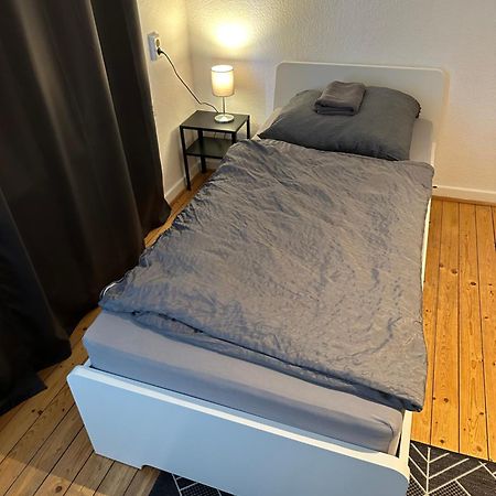 Doppelbett Unterkunft Vahrenwald-List Hannover Kültér fotó