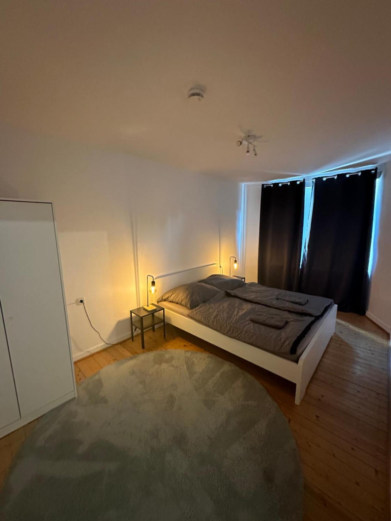 Doppelbett Unterkunft Vahrenwald-List Hannover Kültér fotó